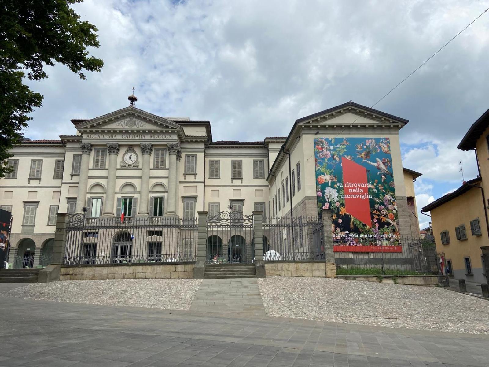Nido Carrara - Immobili E Soluzioni Rent Apartment Bergamo Luaran gambar